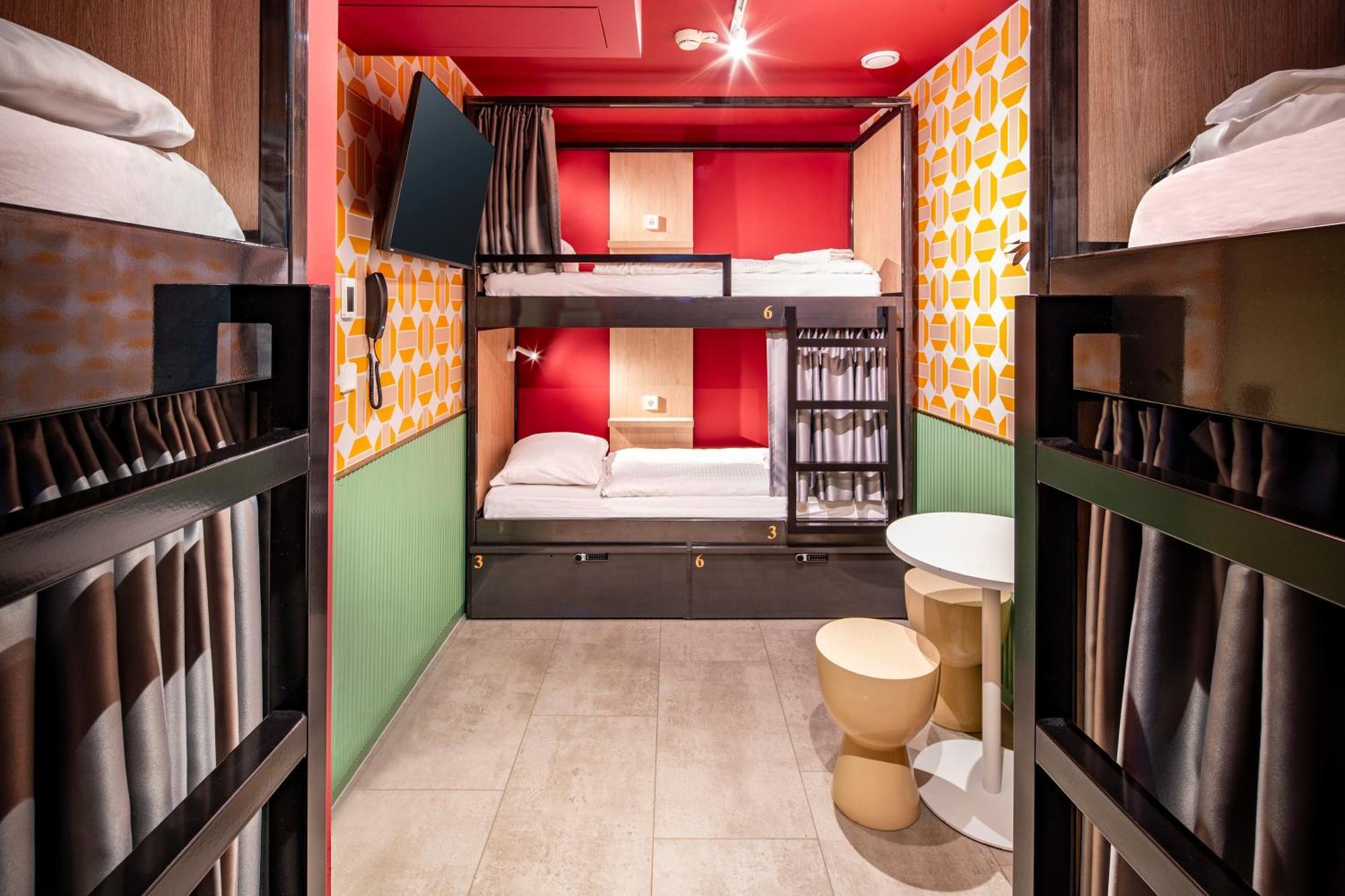 Tourist Inn Hotel Amsterdam Extérieur photo