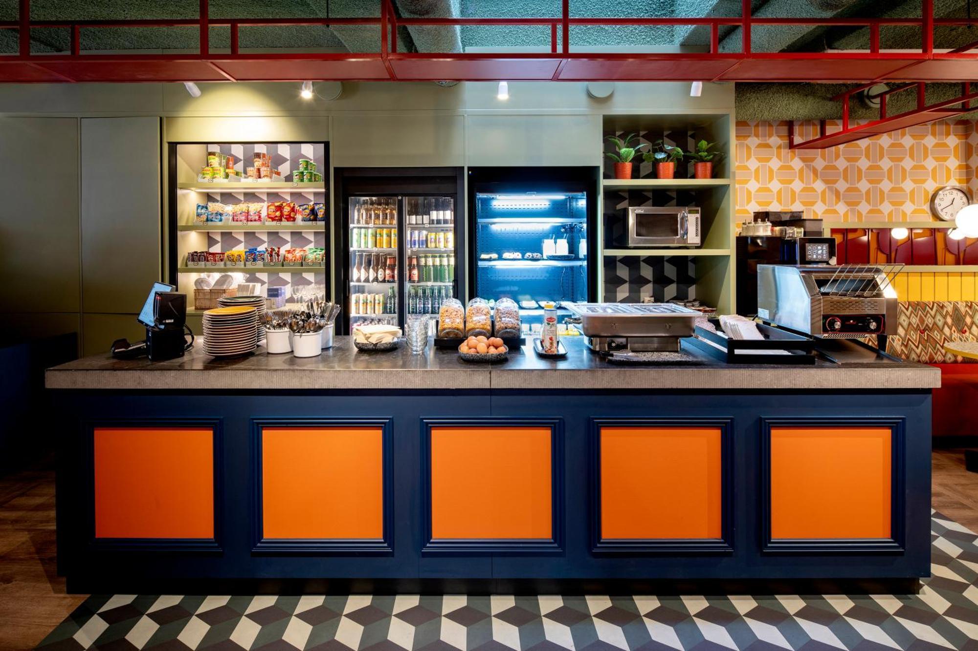 Tourist Inn Hotel Amsterdam Extérieur photo